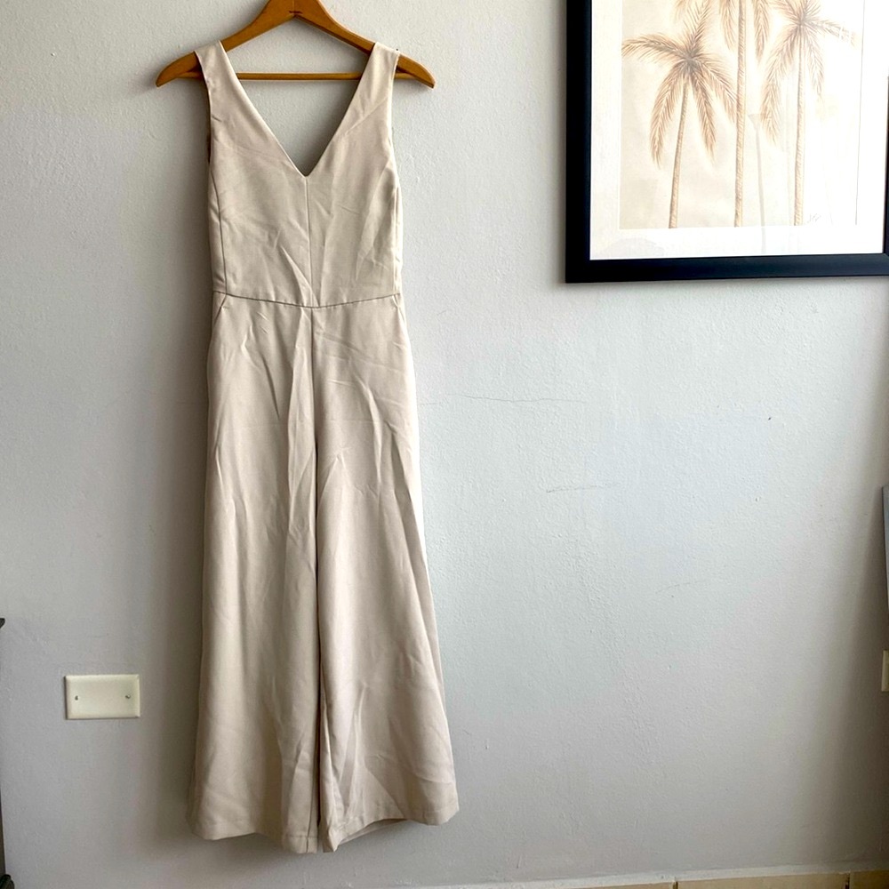 Gorgeous jumpsuit!!